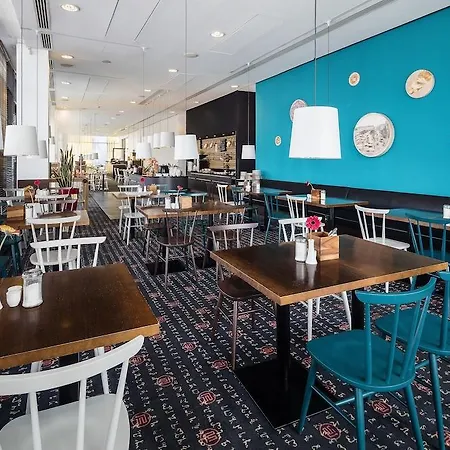 Hotel Vienna House Easy By Wyndham 4*