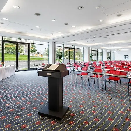 Hotel Vienna House Easy By Wyndham 4*
