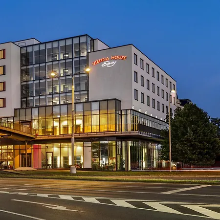 Vienna House Easy By Wyndham Hotel 4*
