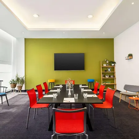 Hotel Vienna House Easy By Wyndham 4*