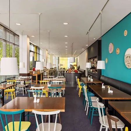 Vienna House Easy By Wyndham Hotel 4*
