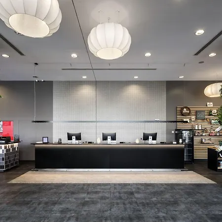 Vienna House Easy By Wyndham Ξενοδοχείο 4*