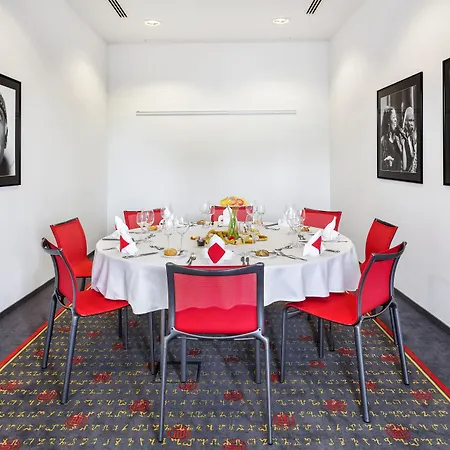 Ξενοδοχείο Vienna House Easy By Wyndham Πίλζεν