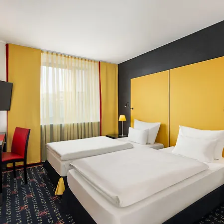 Vienna House Easy By Wyndham Ξενοδοχείο 4*