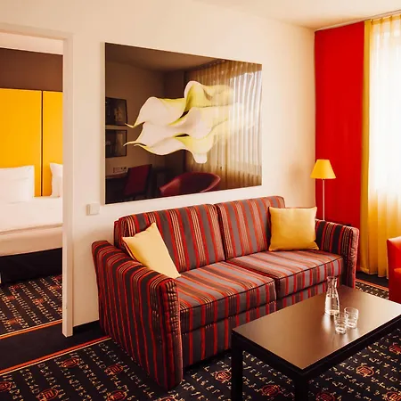 Hotel Vienna House Easy By Wyndham 4*