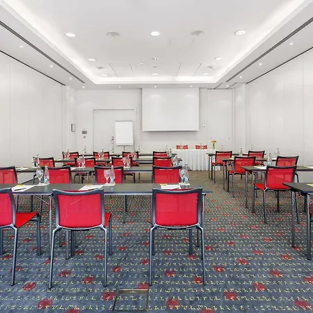 Vienna House Easy By Wyndham Hotel