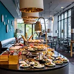 Hotel Vienna House Easy By Wyndham 4*