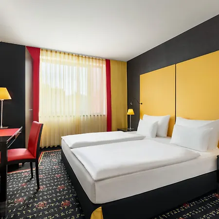 Vienna House Easy By Wyndham 4*