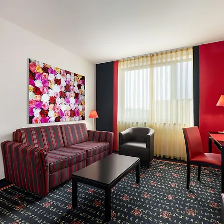 Hotel Vienna House Easy By Wyndham 4*